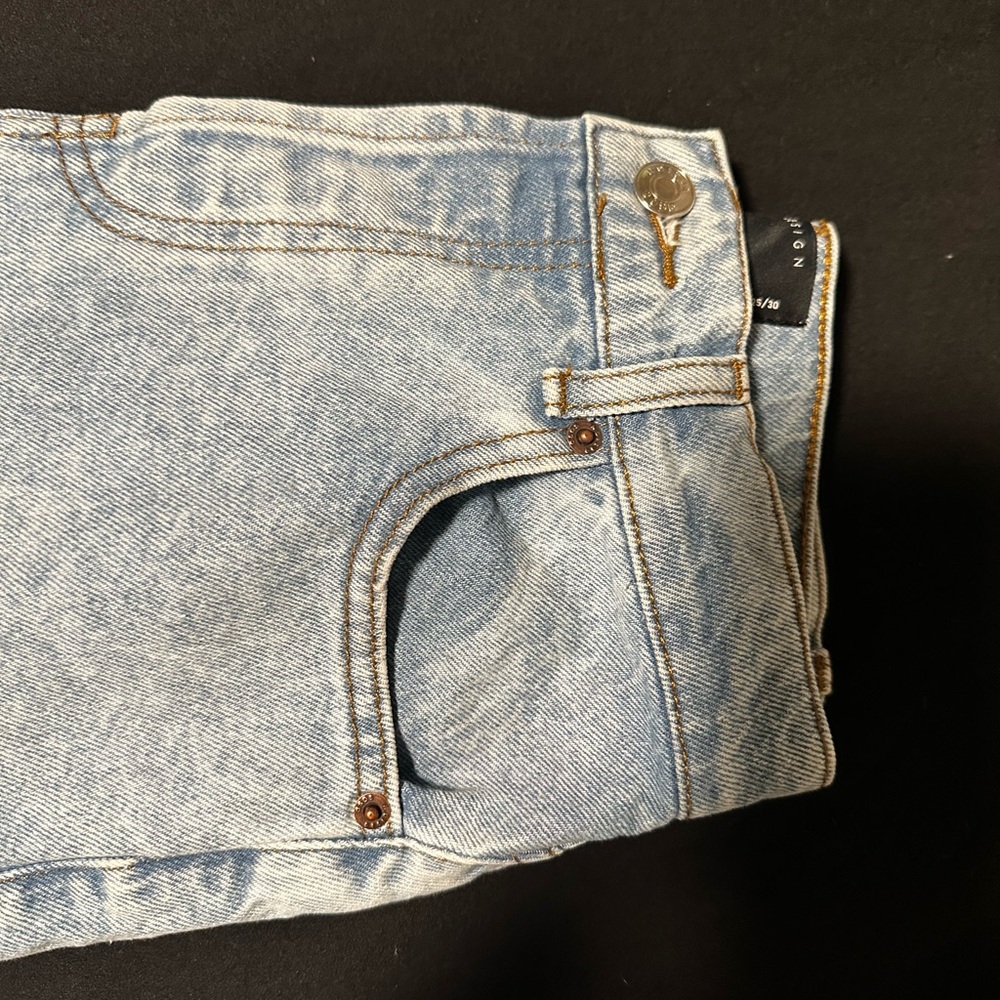 Men's Light Blue Jeans